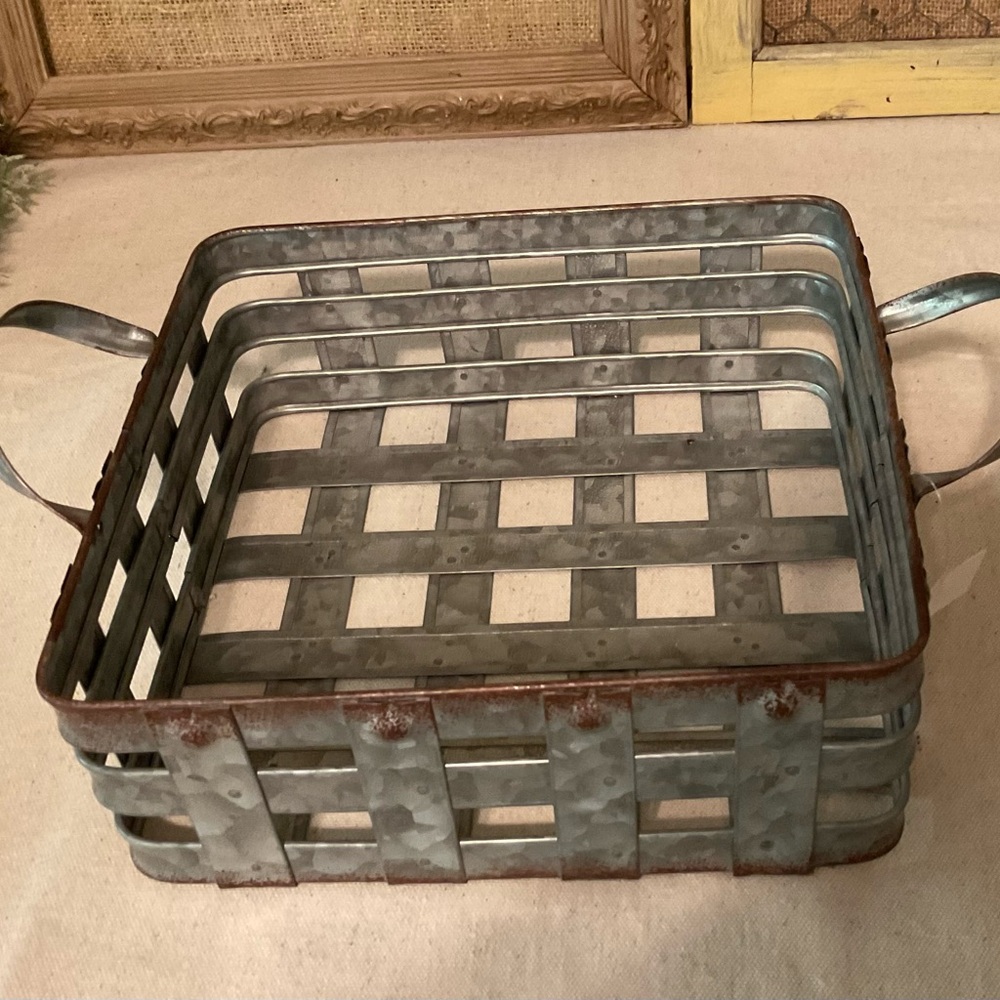 Galvanized tray